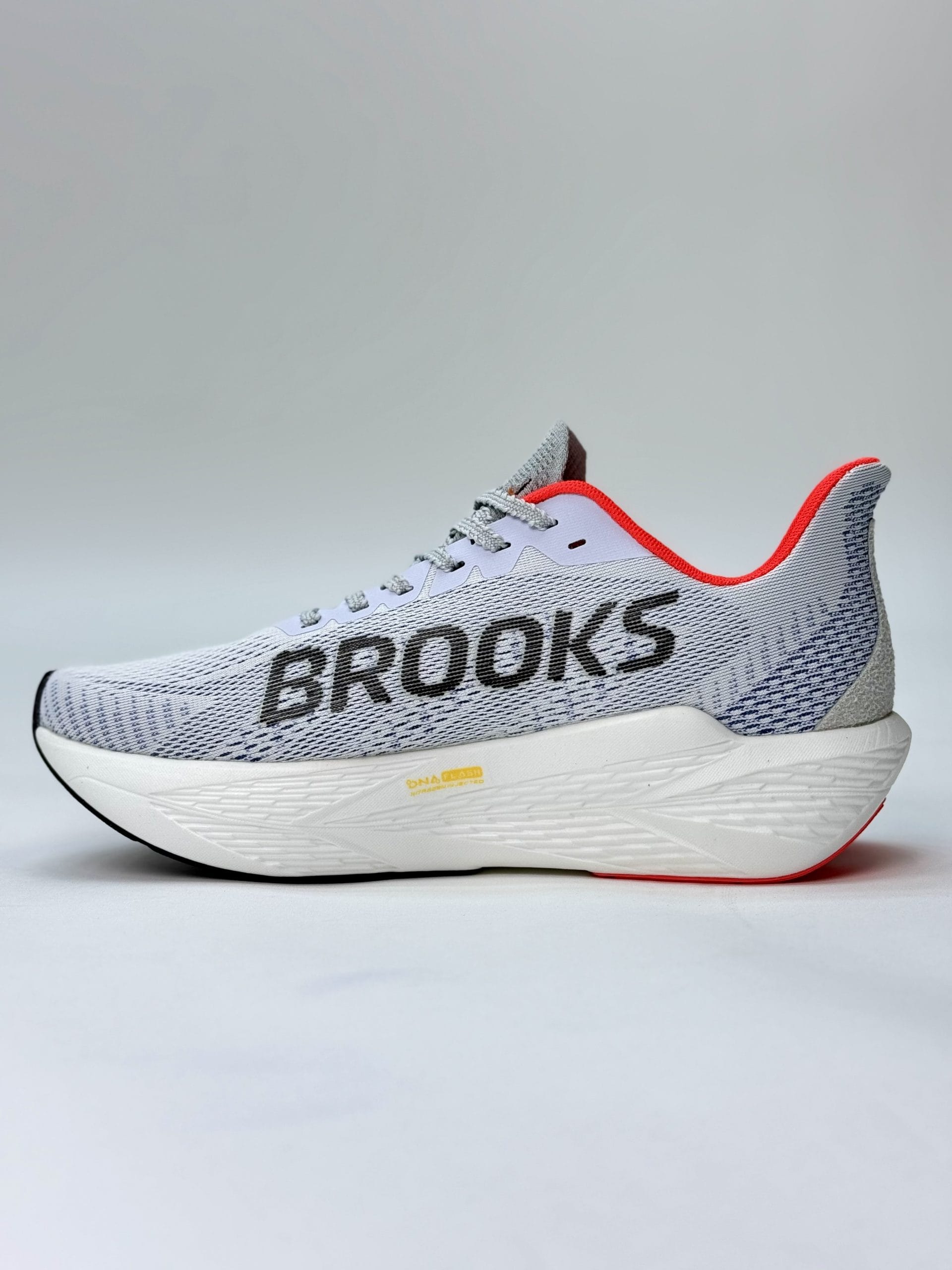 کفش بروکس هایپرمکس خاکستری